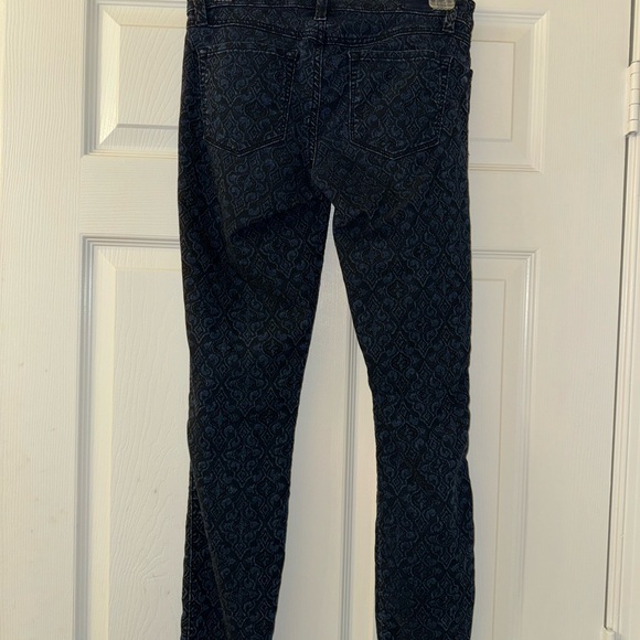 Guess Skinny Jeans! - Picture 6 of 7